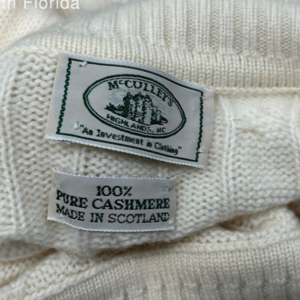 McCulley's Highlands, NC Womens small 100% pure cashmere made in Scotland - Picture 2 of 3